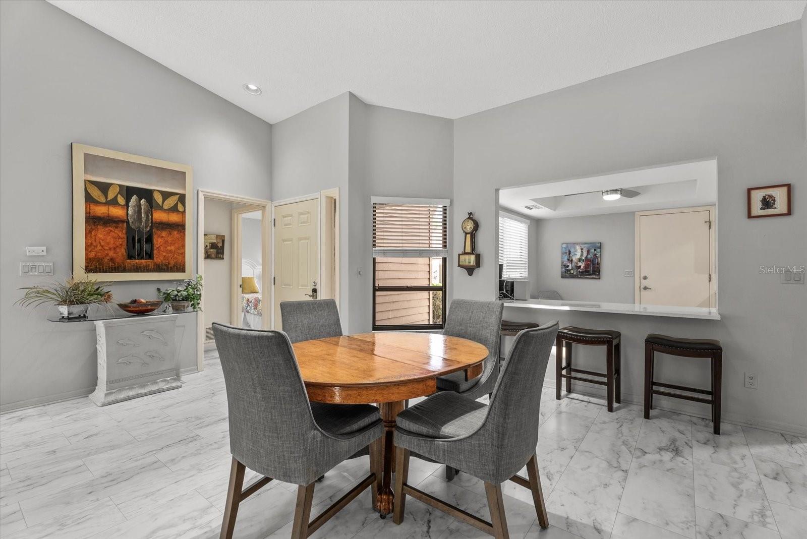 Image 8 of 30 For 3862 Wilshire Circle W 107