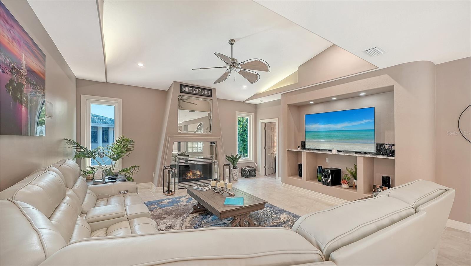 Image 26 of 85 For 3610 Bayou Circle