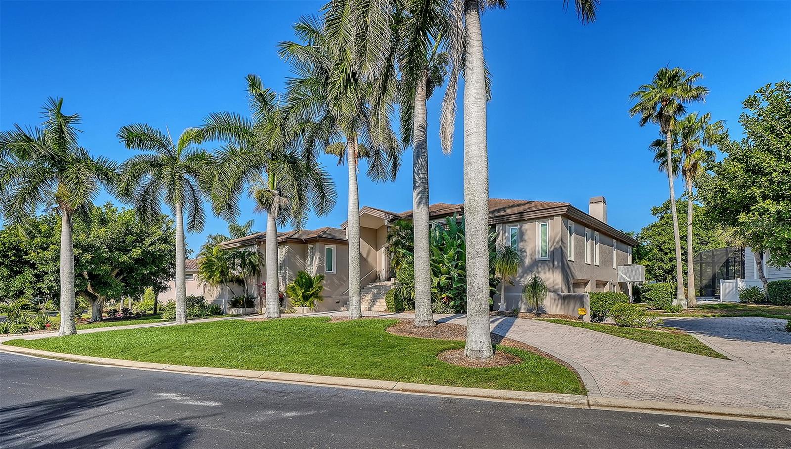 Image 6 of 85 For 3610 Bayou Circle