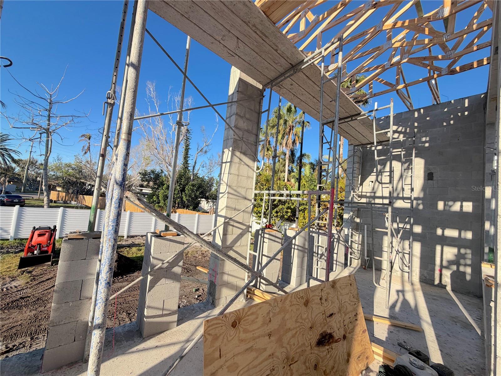 Image 27 of 31 For 838 Norsota Way