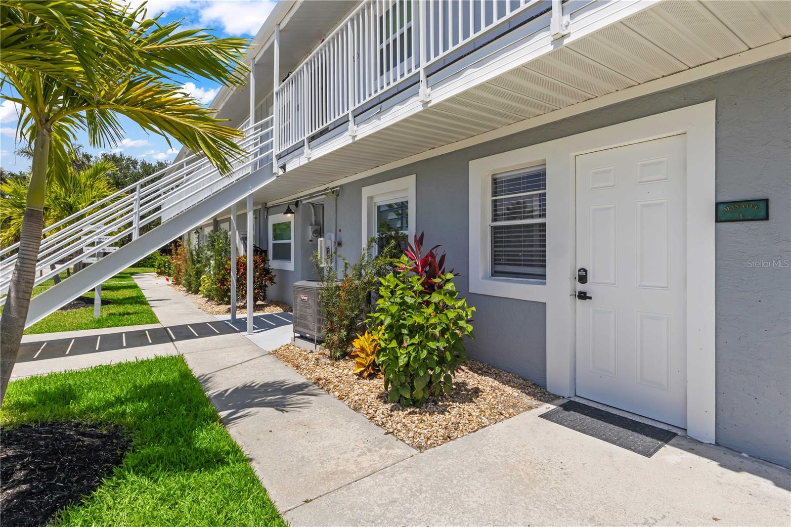 Image 10 of 88 For 12200 Shoreview Drive