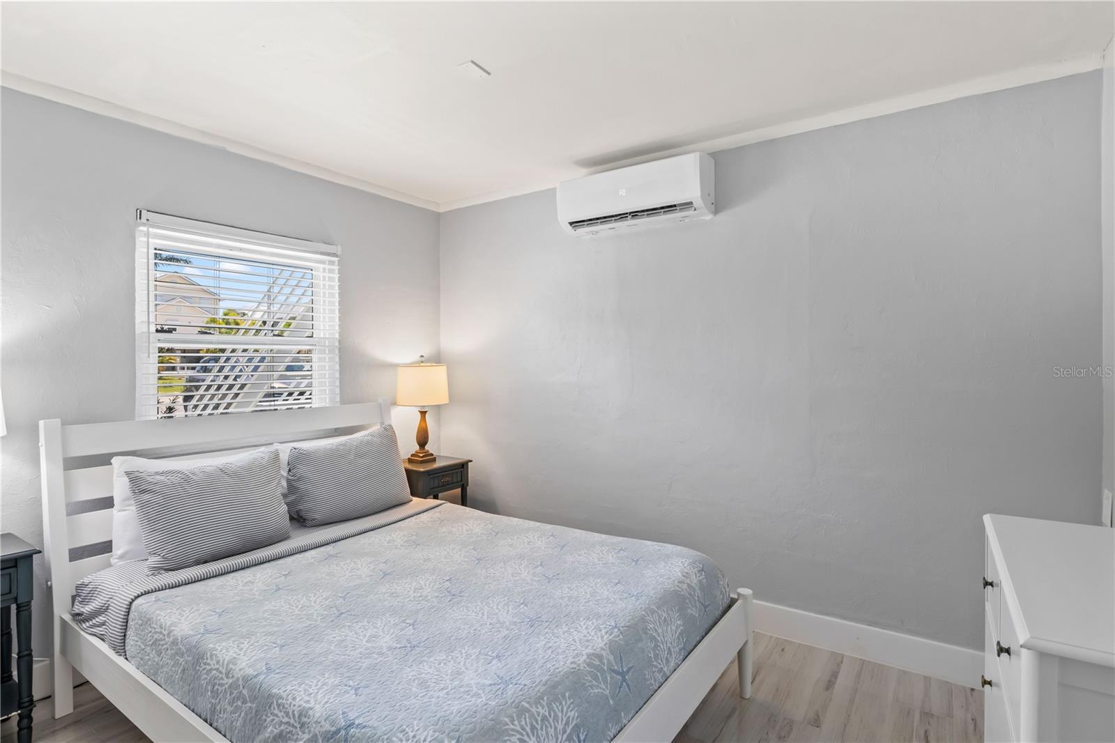 Image 52 of 88 For 12200 Shoreview Drive