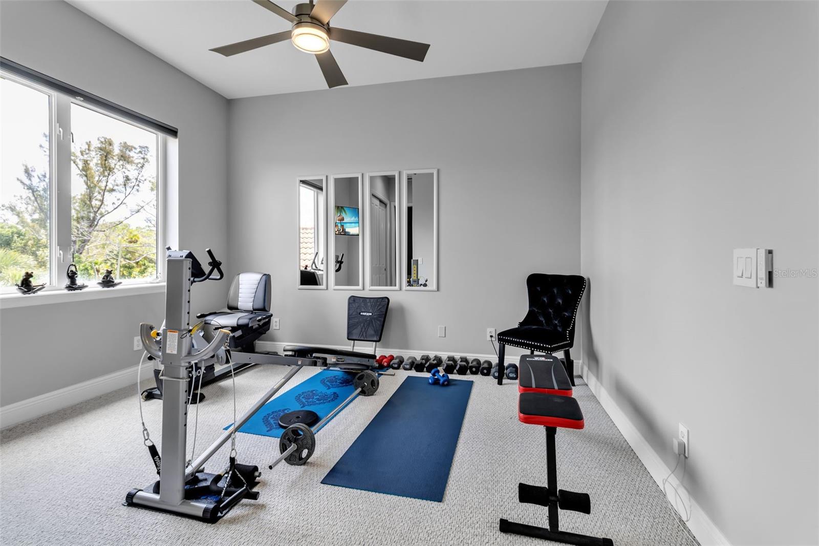 Image 20 of 41 For 1915 Harbour Links Circle 6