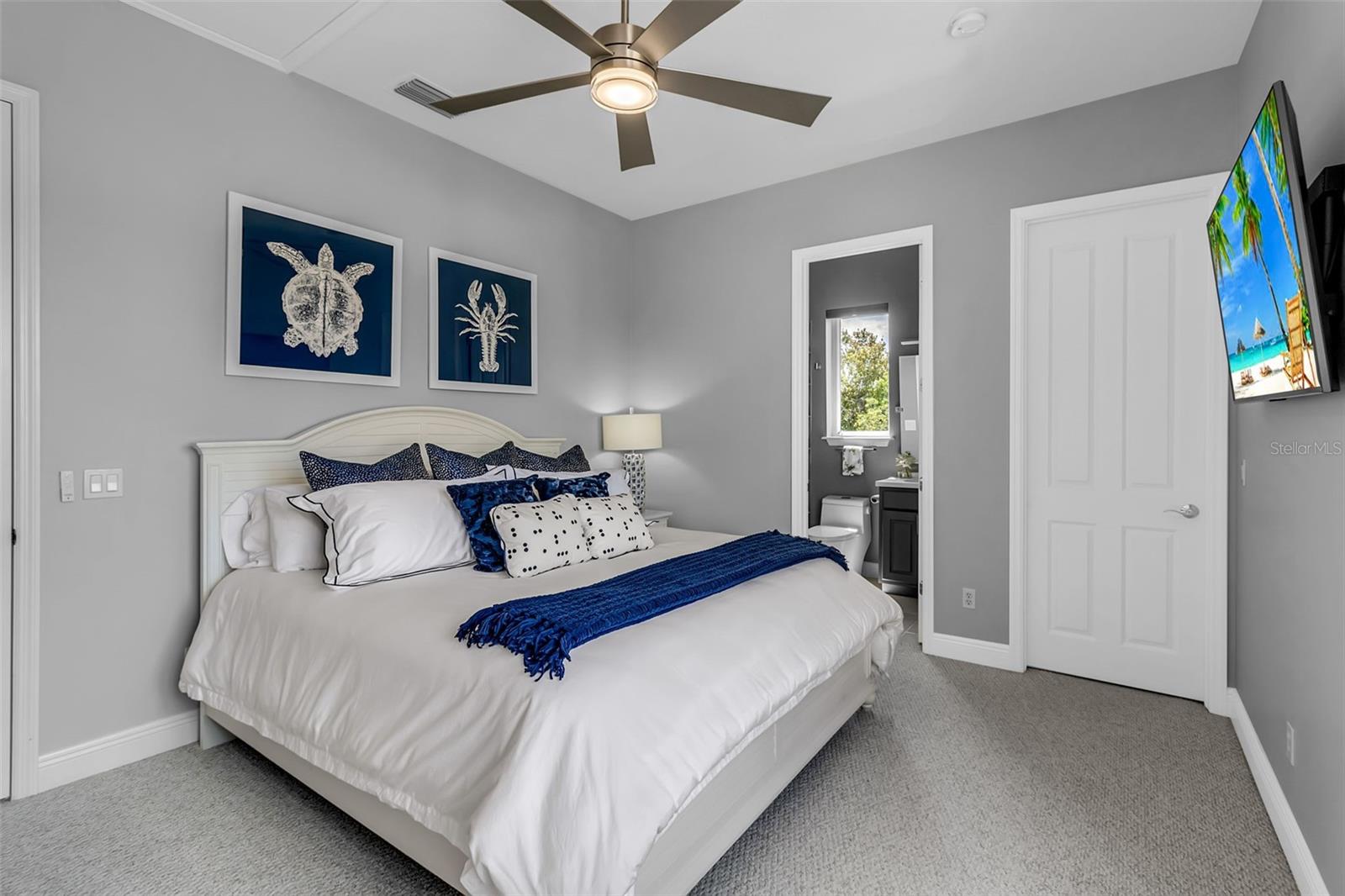 Image 23 of 41 For 1915 Harbour Links Circle 6