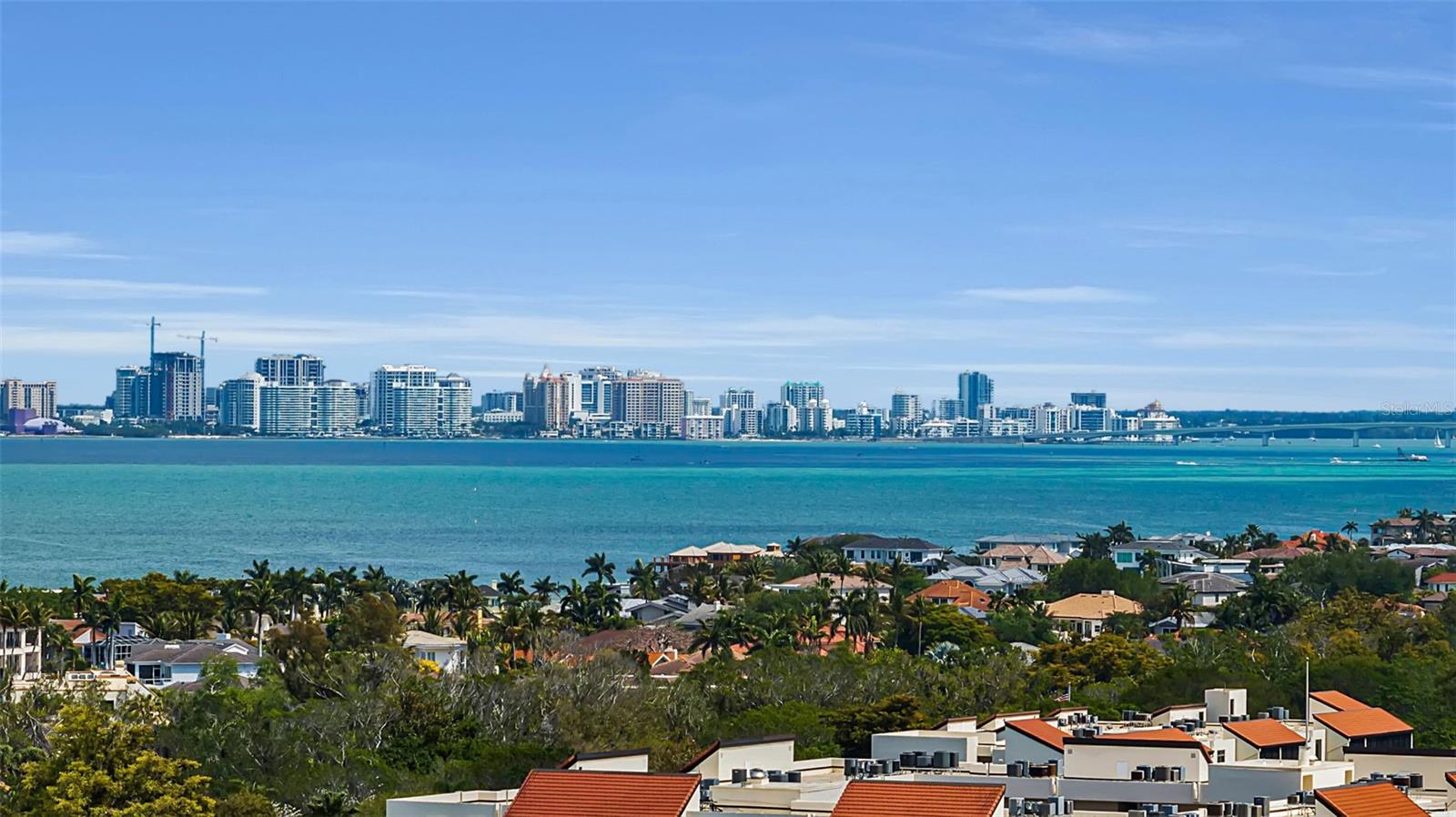 Image 35 of 41 For 1915 Harbour Links Circle 6