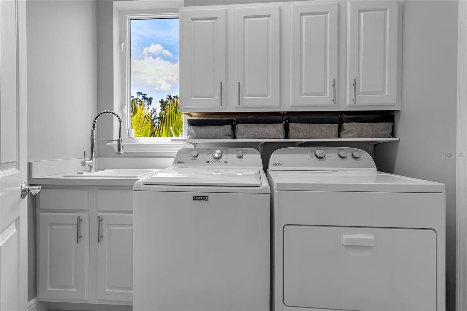 Image 36 of 41 For 1915 Harbour Links Circle 6