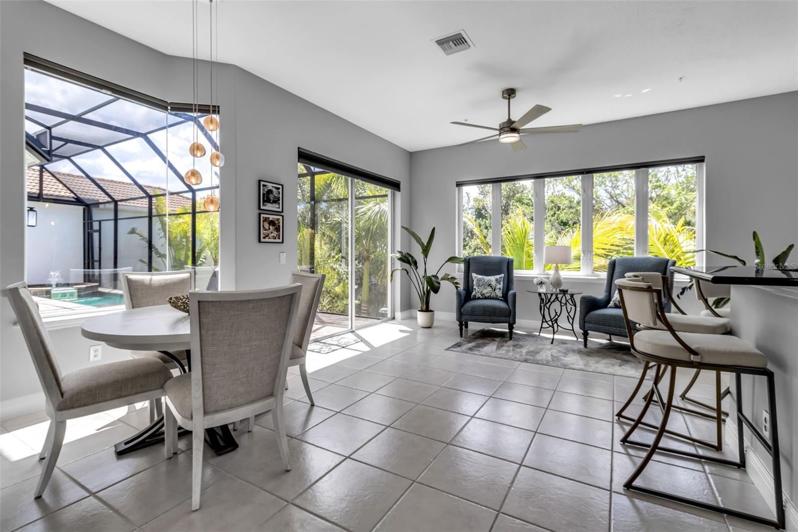 Image 7 of 41 For 1915 Harbour Links Circle 6