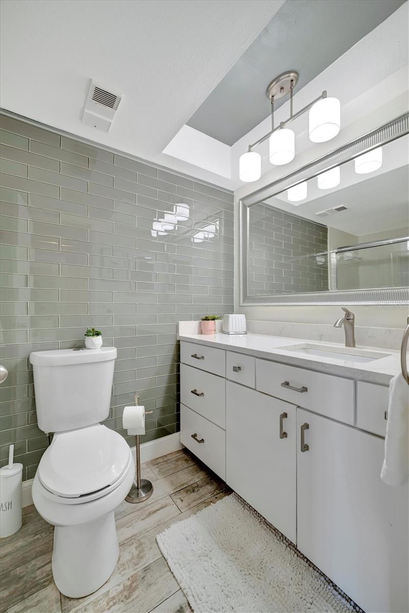 Image 27 of 45 For 625 30th Avenue W G408