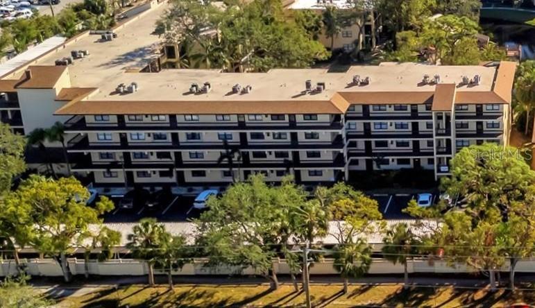 Image 34 of 45 For 625 30th Avenue W G408