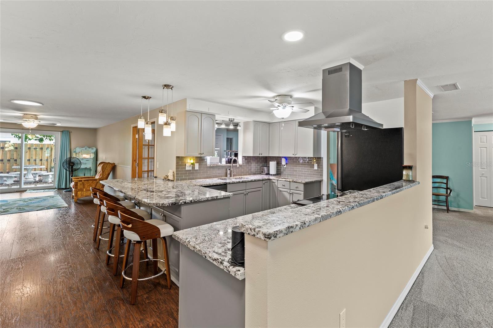 Image 12 of 30 For 6401 36th Avenue W