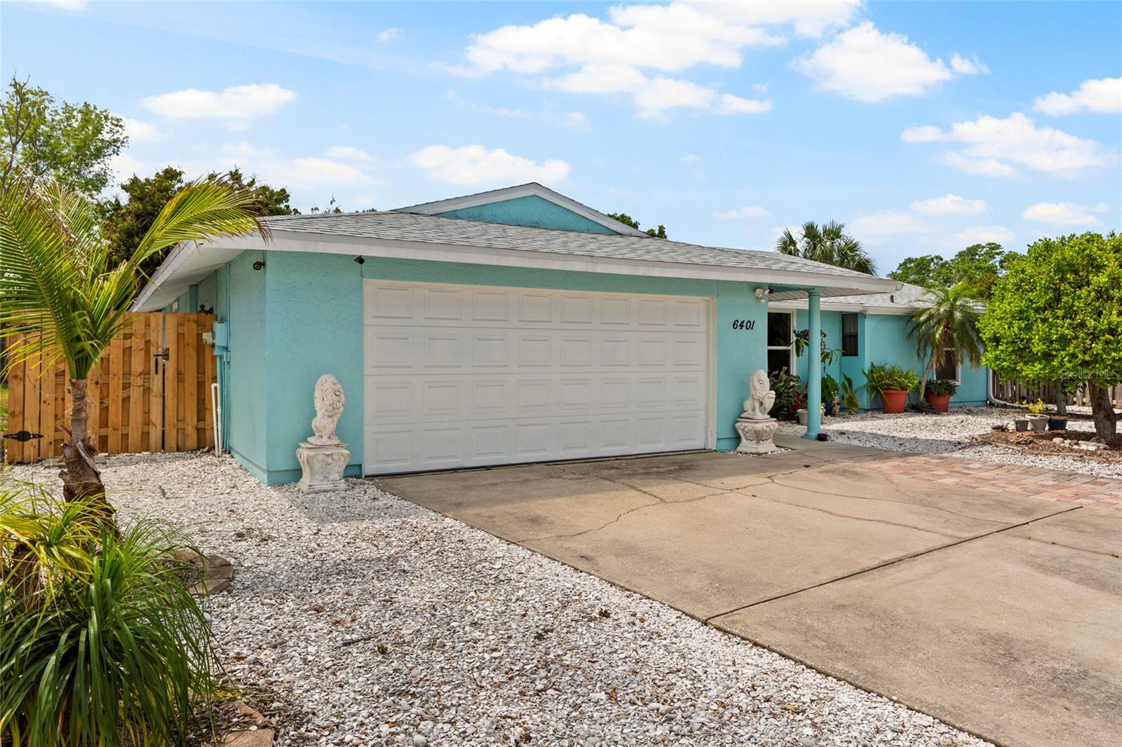 Image 2 of 30 For 6401 36th Avenue W