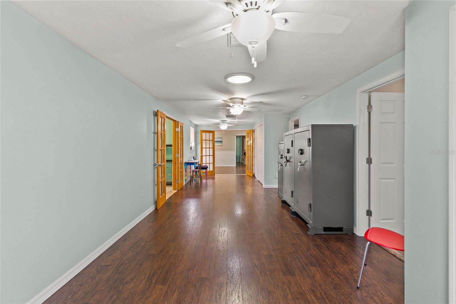 Image 21 of 30 For 6401 36th Avenue W