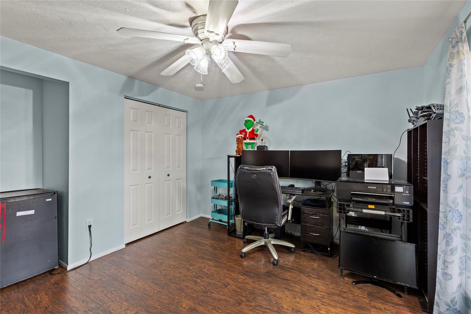 Image 22 of 30 For 6401 36th Avenue W