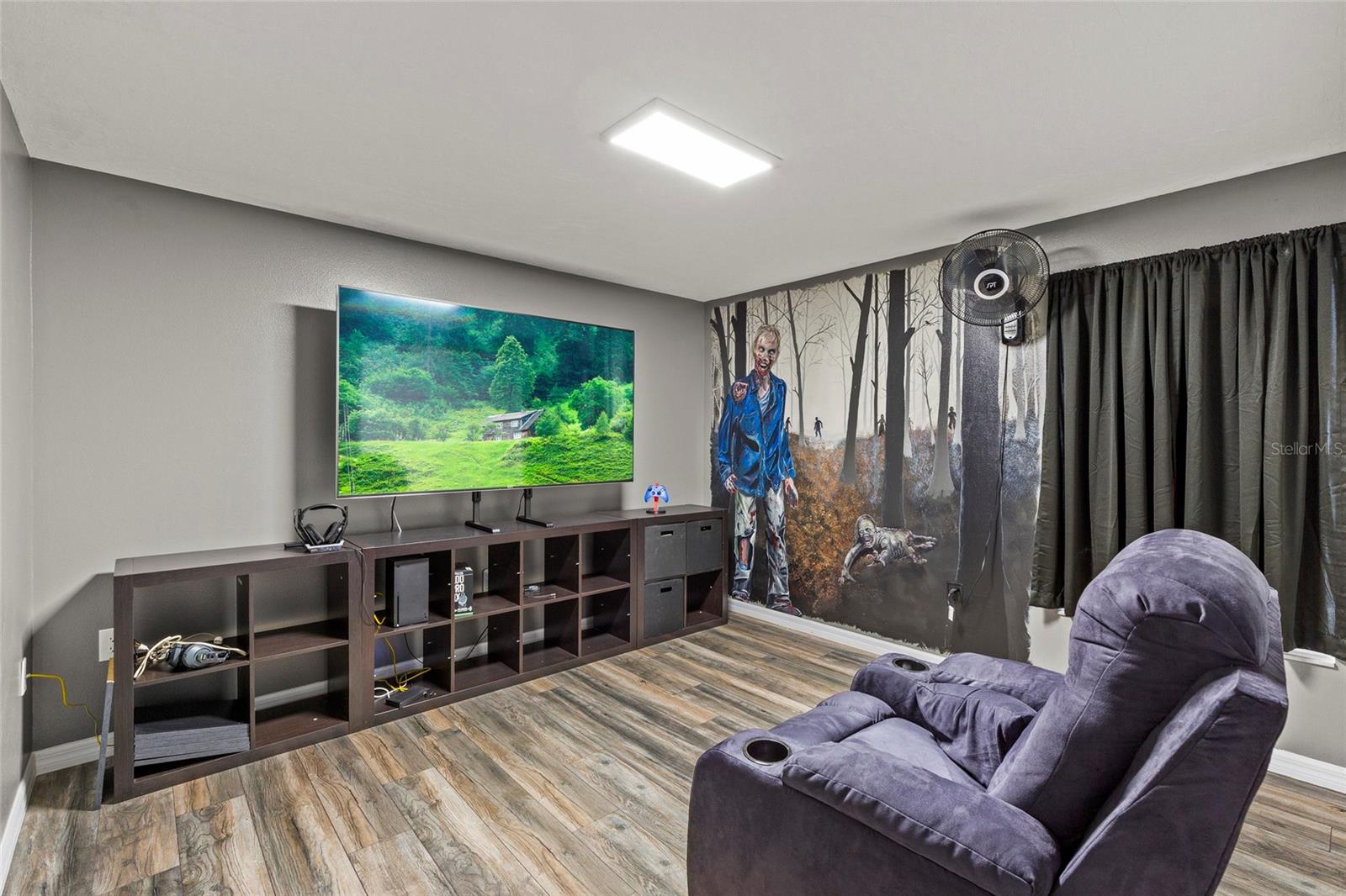 Image 23 of 30 For 6401 36th Avenue W