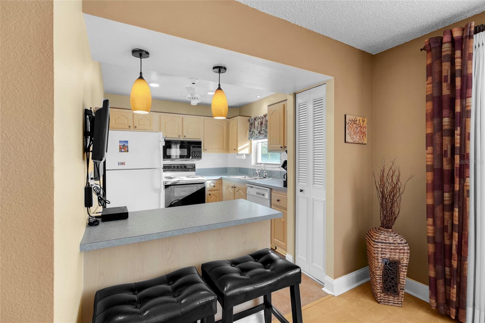 Image 27 of 59 For 4210 Ironwood Circle 308j