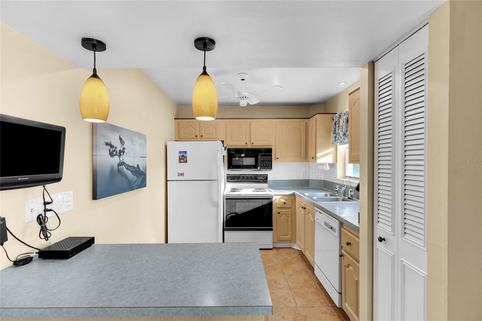 Image 28 of 59 For 4210 Ironwood Circle 308j