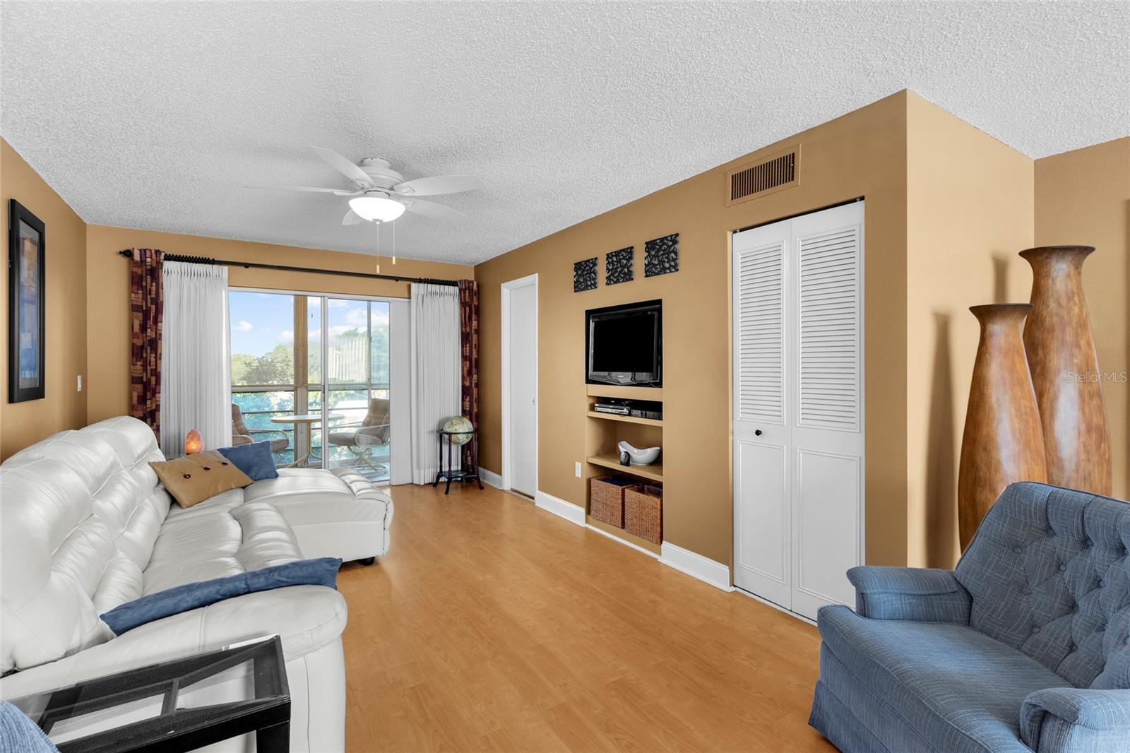 Image 32 of 59 For 4210 Ironwood Circle 308j