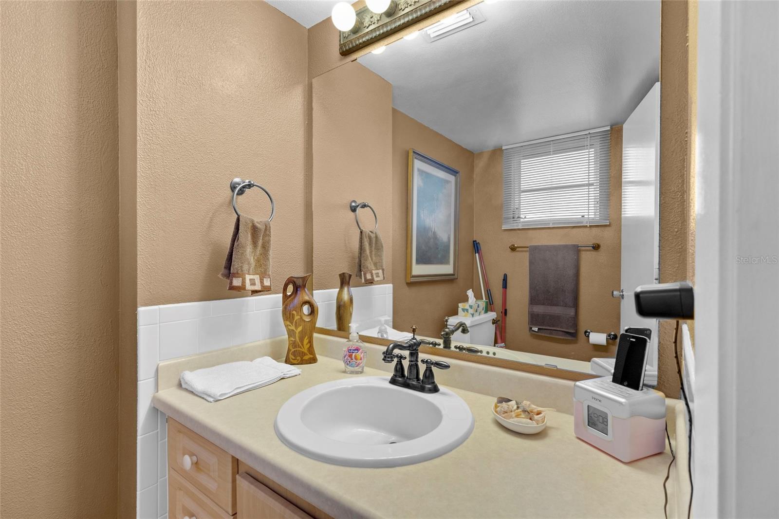 Image 39 of 59 For 4210 Ironwood Circle 308j