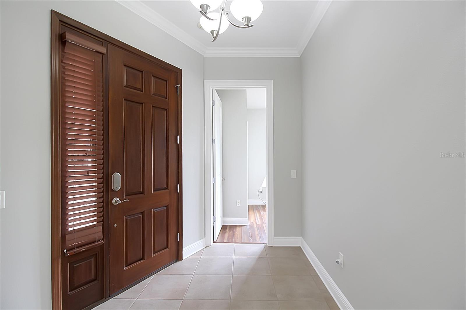 Image 22 of 37 For 1003 Bellasol Way 9201