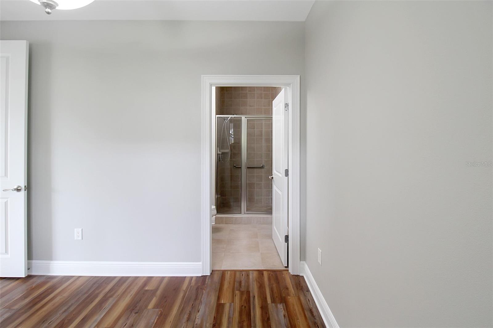 Image 23 of 37 For 1003 Bellasol Way 9201