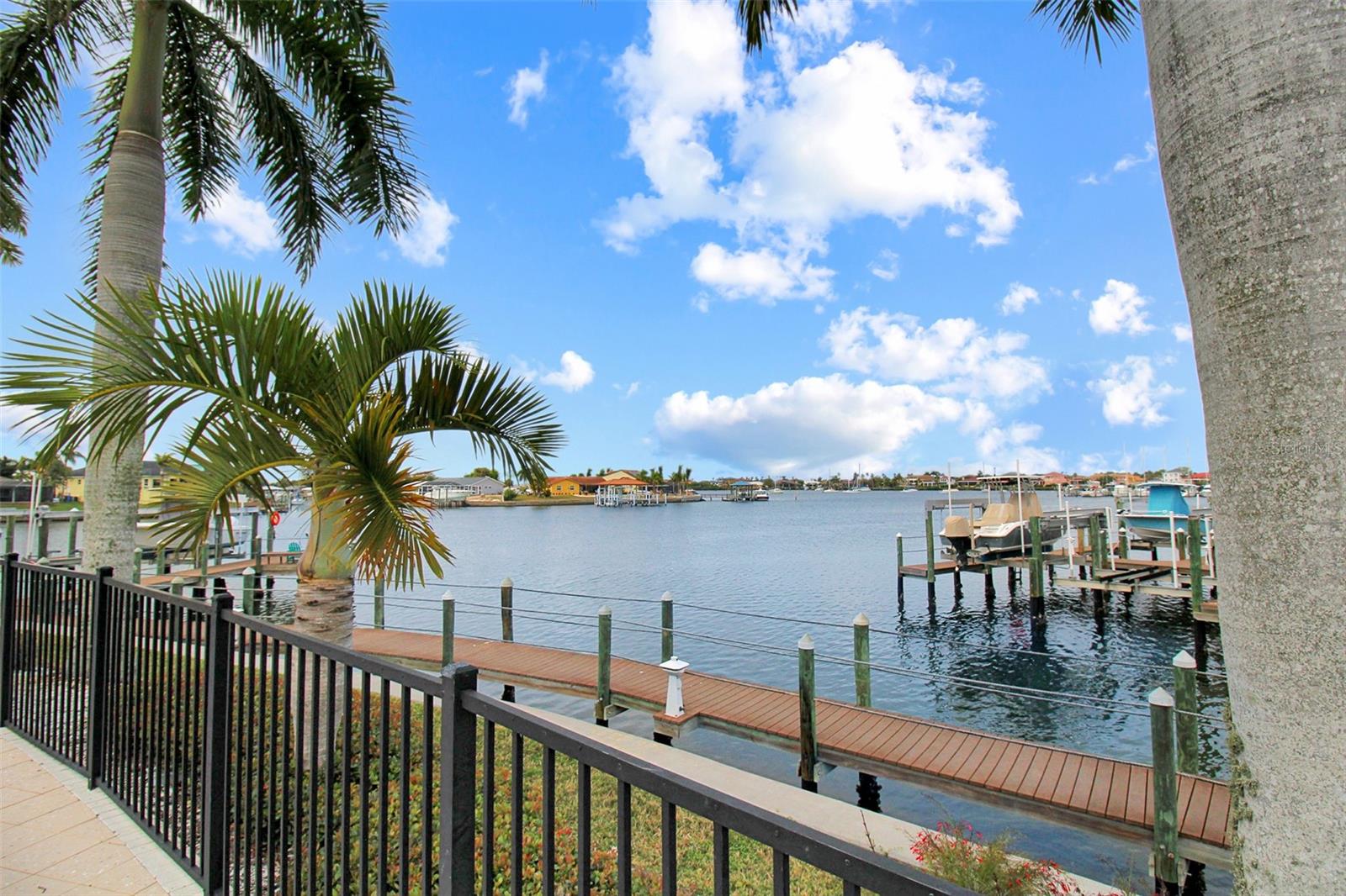 Image 32 of 37 For 1003 Bellasol Way 9201