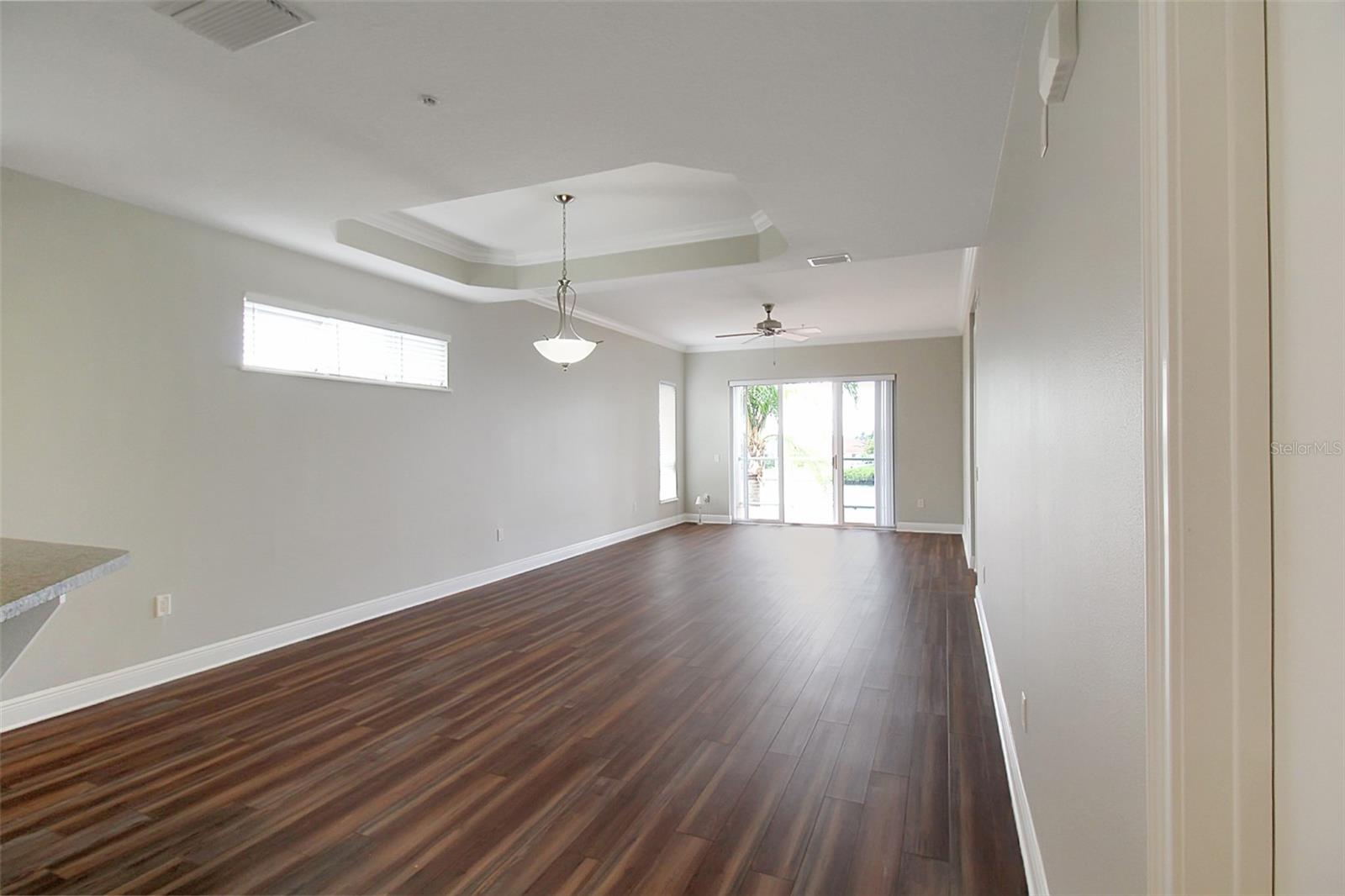 Image 7 of 37 For 1003 Bellasol Way 9201