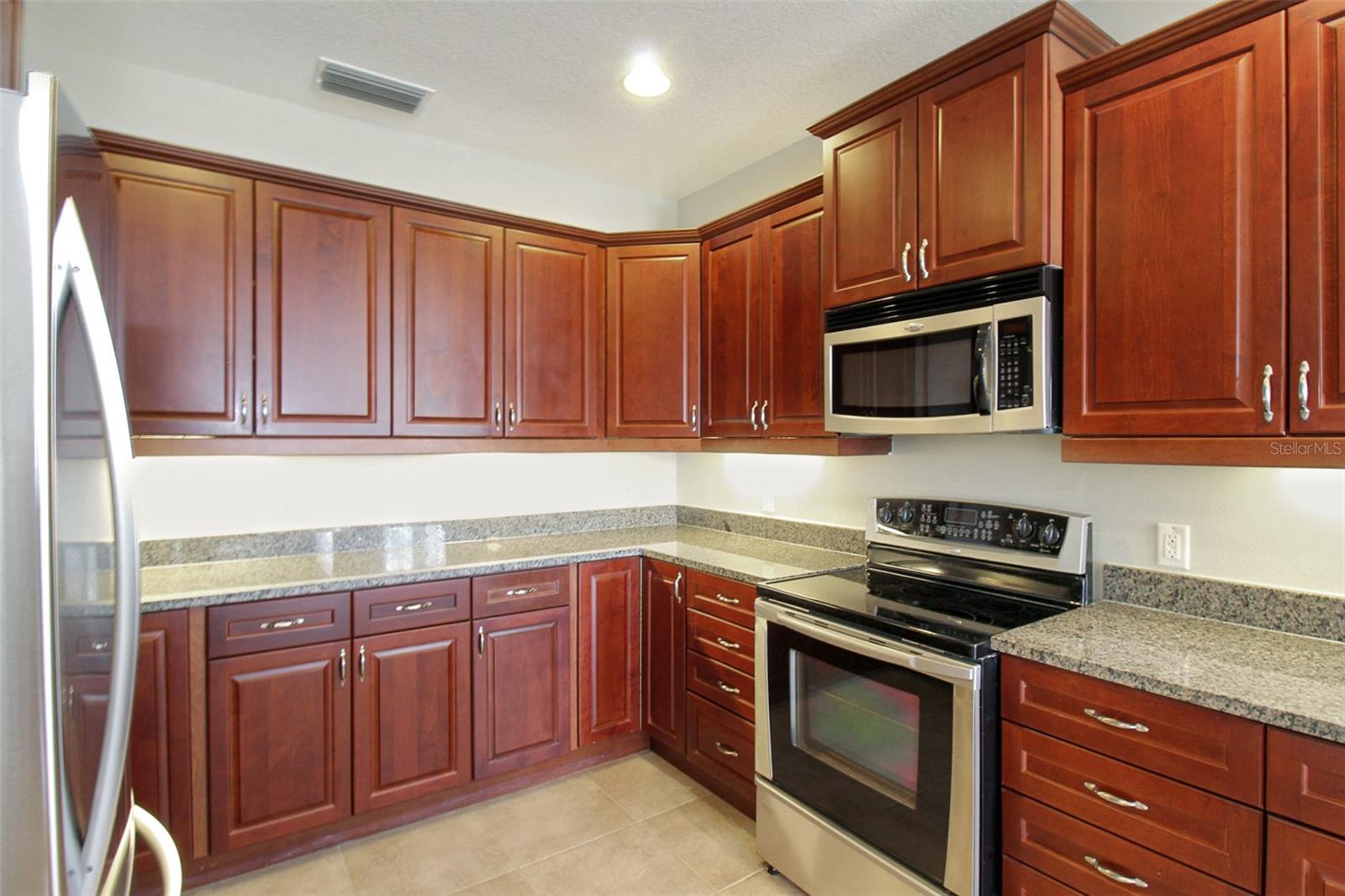 Image 8 of 37 For 1003 Bellasol Way 9201