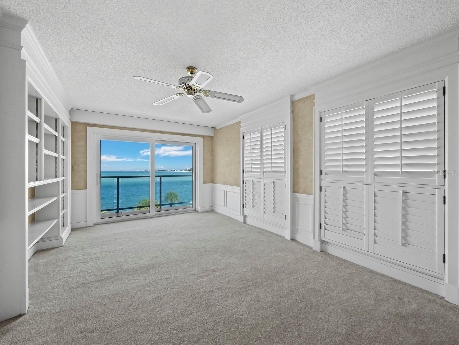 Image 33 of 75 For 4712 Ocean Boulevard W10