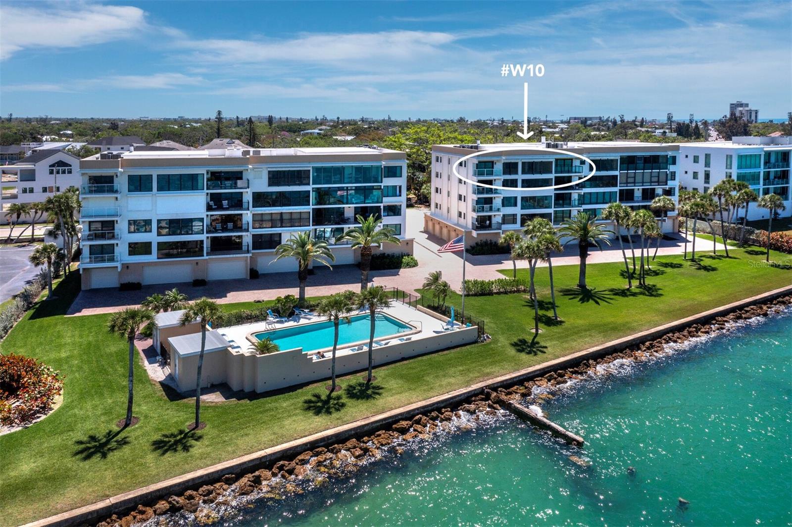 Image 61 of 75 For 4712 Ocean Boulevard W10