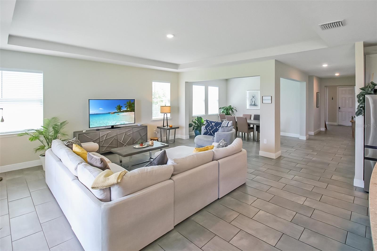 Image 6 of 37 For 4327 Silo Port Court