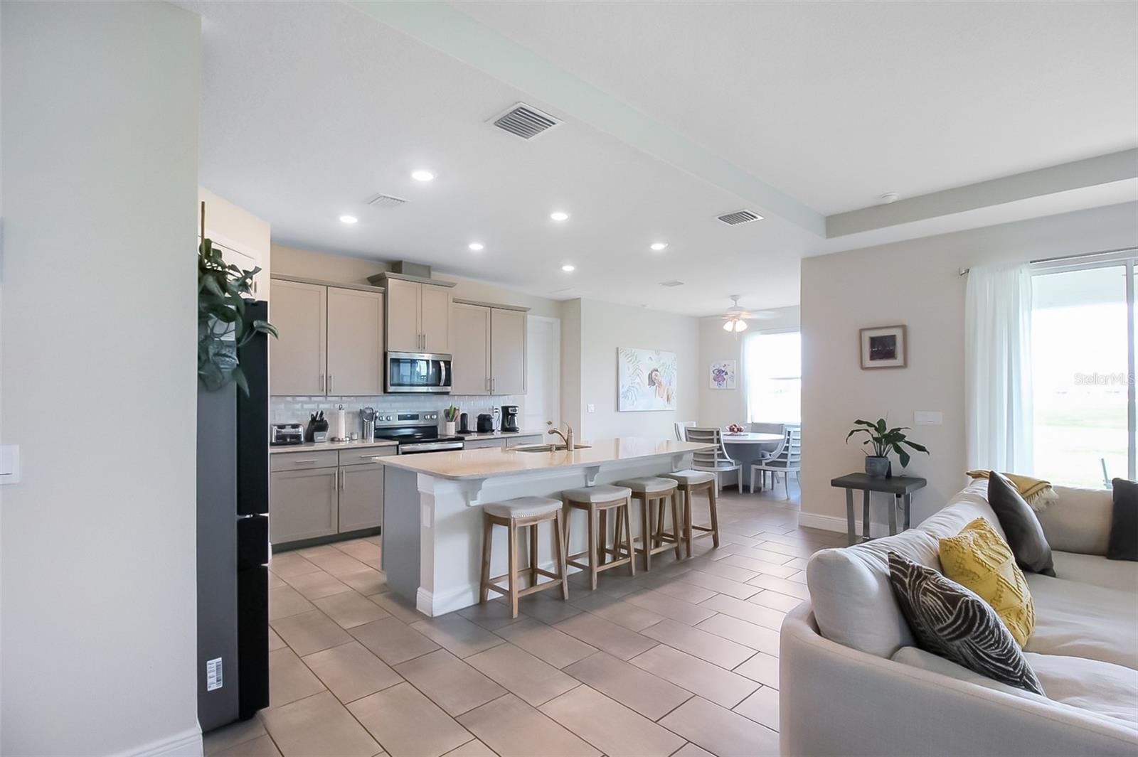 Image 9 of 37 For 4327 Silo Port Court