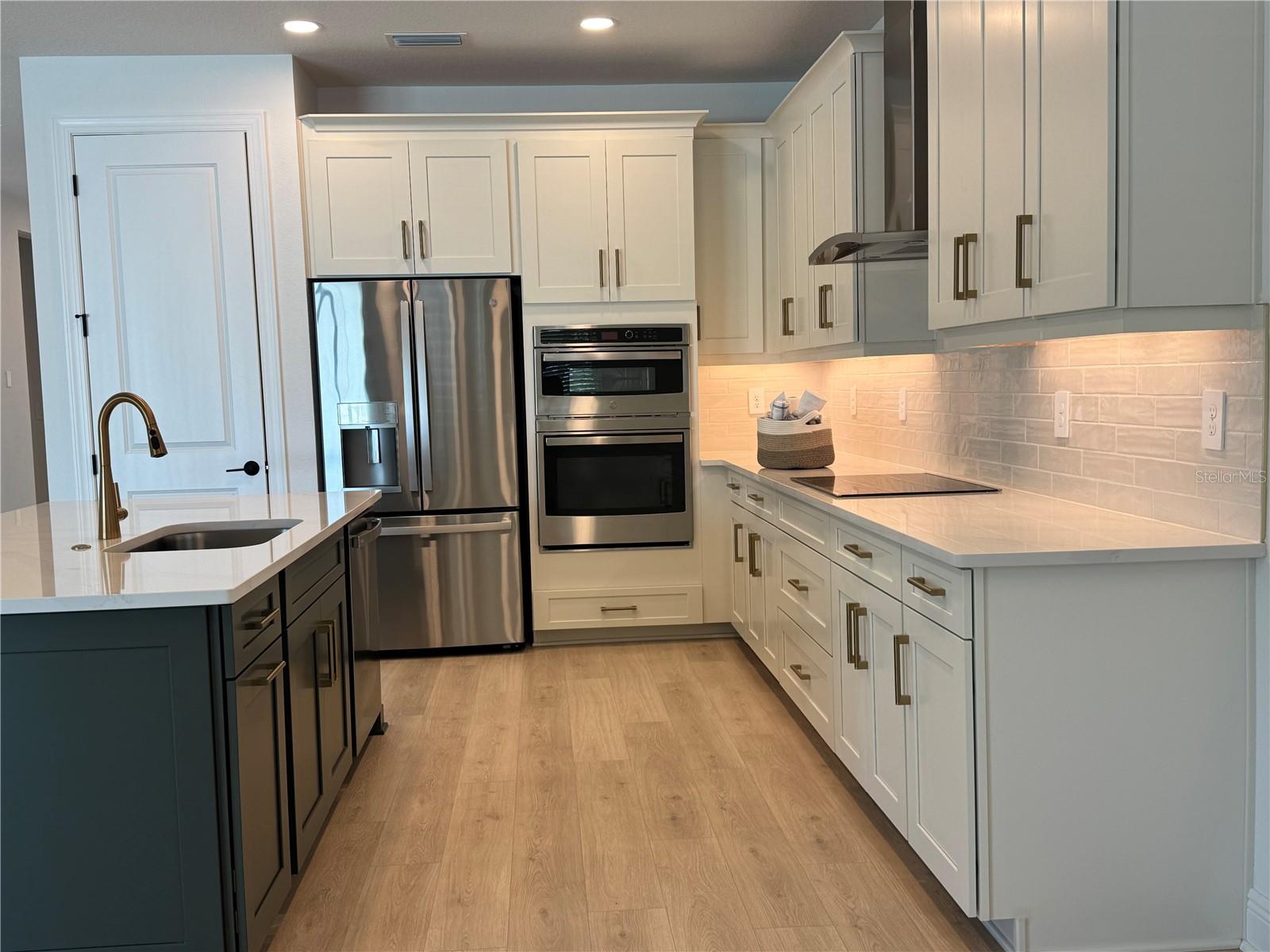 Image 9 of 22 For 1512 Lugano Circle