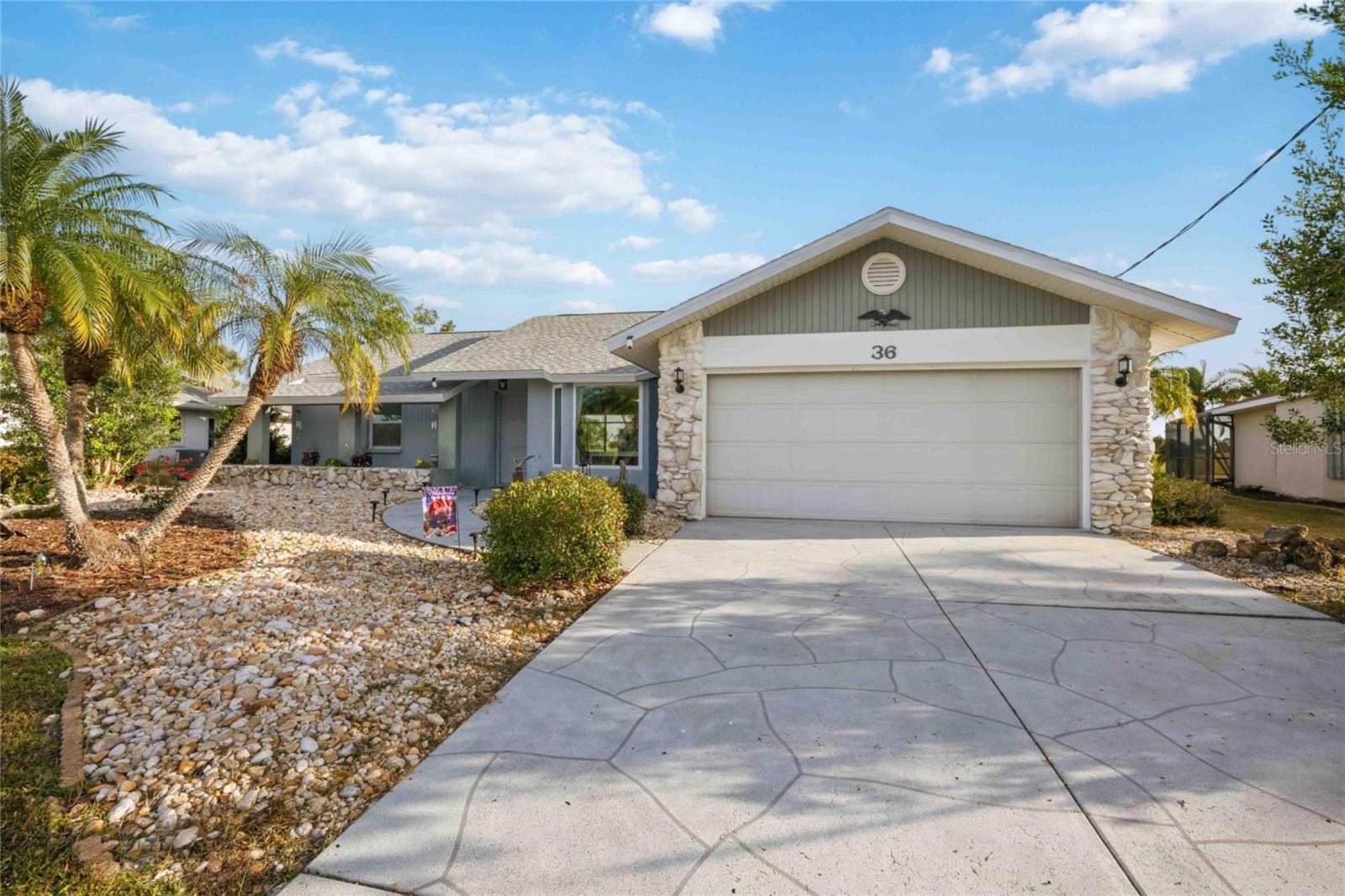 Image 2 of 66 For 36 Bunker Circle