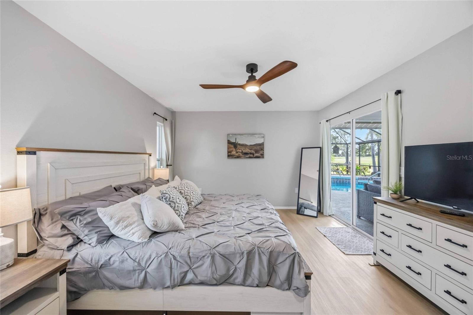 Image 32 of 66 For 36 Bunker Circle