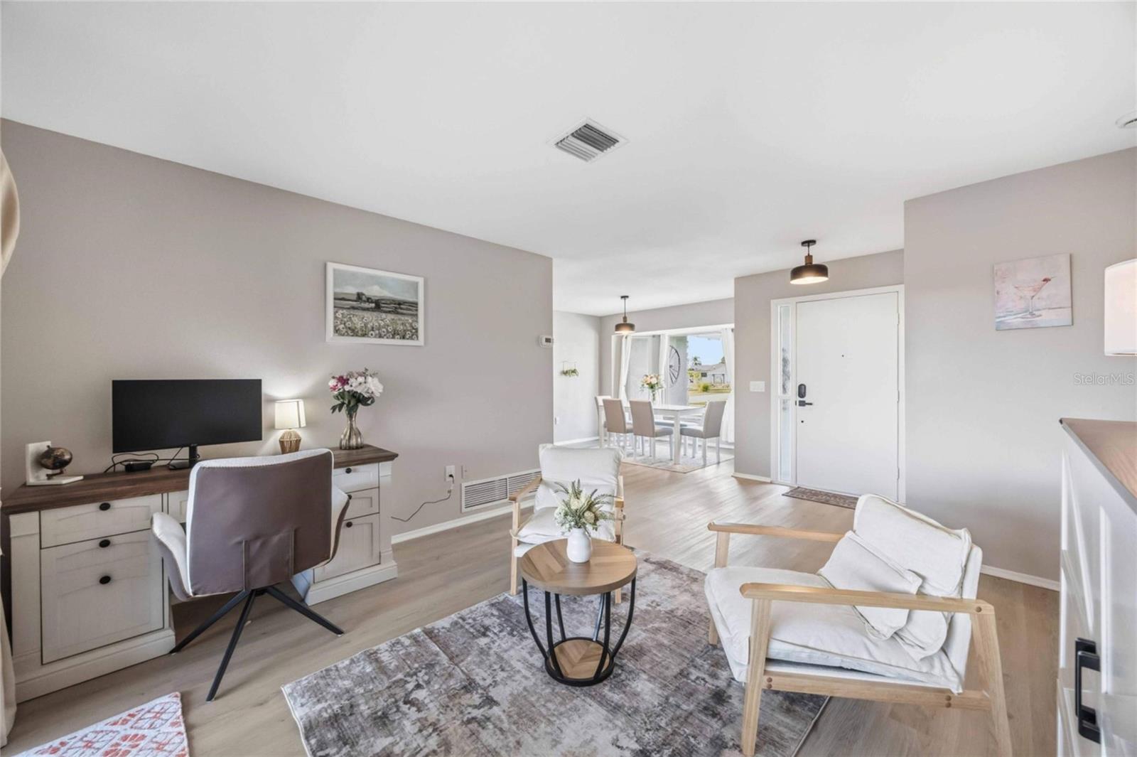 Image 7 of 66 For 36 Bunker Circle