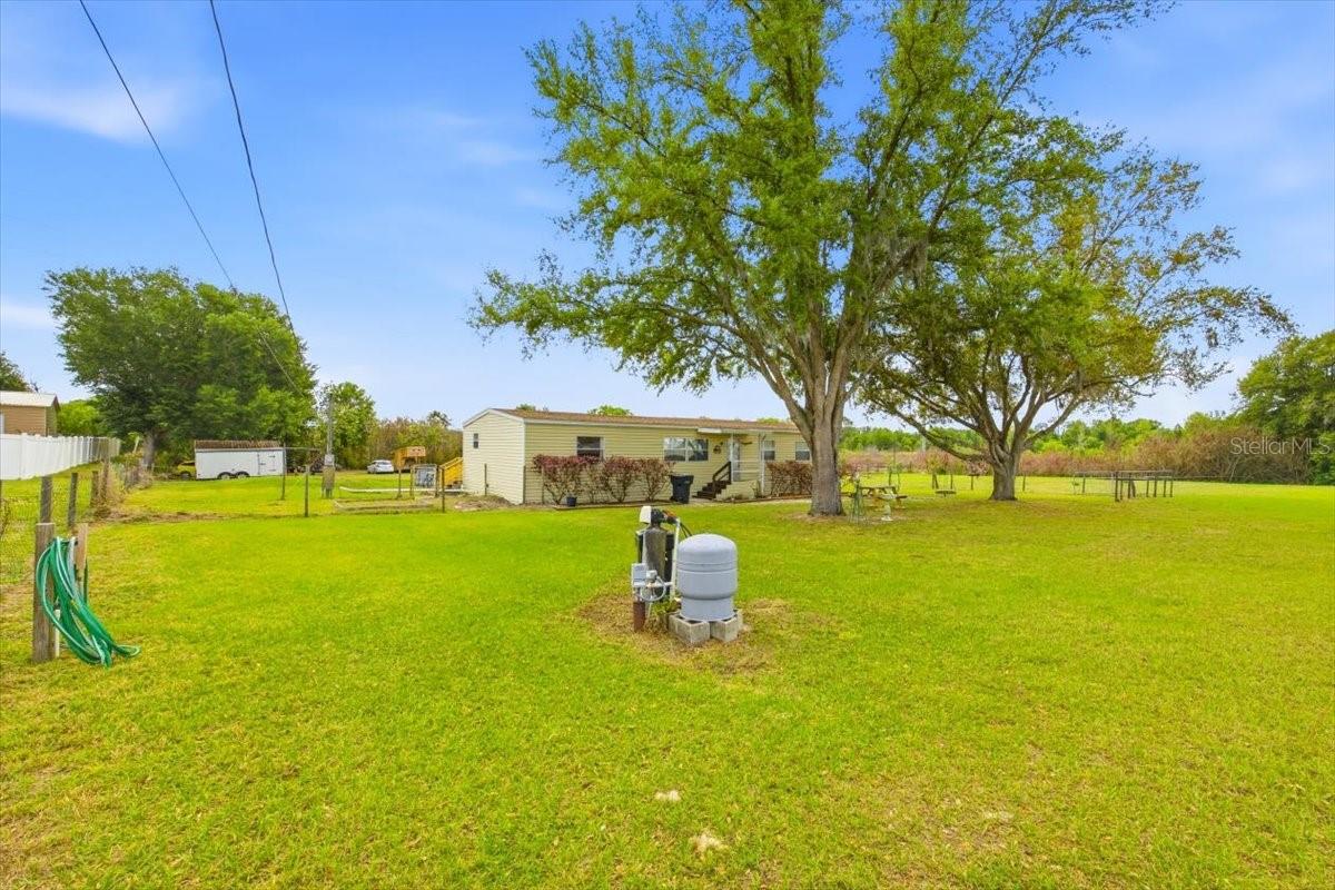 Image 3 of 28 For 1840 Pearce Road