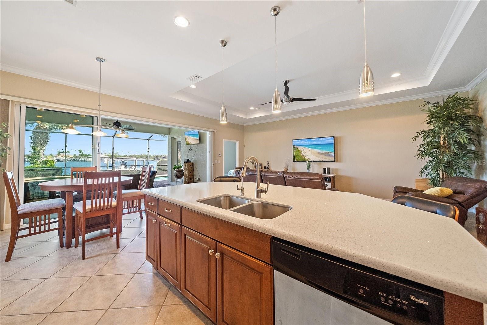 Image 12 of 54 For 5040 Lake Overlook Avenue