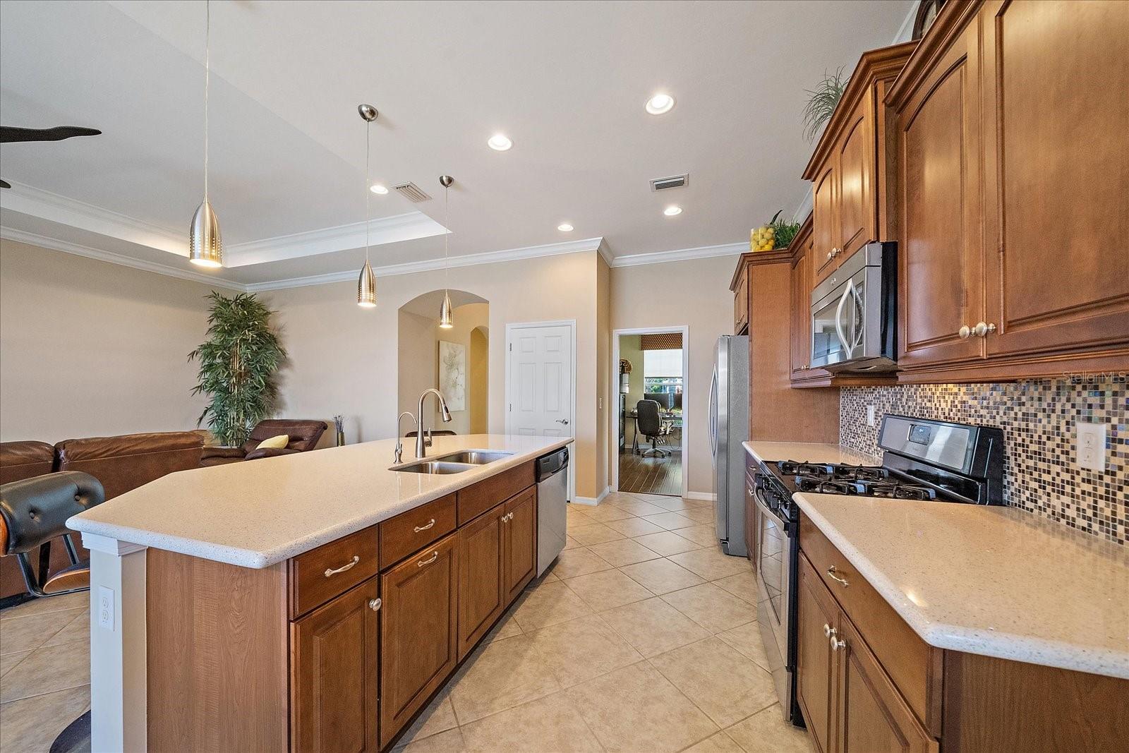 Image 13 of 54 For 5040 Lake Overlook Avenue