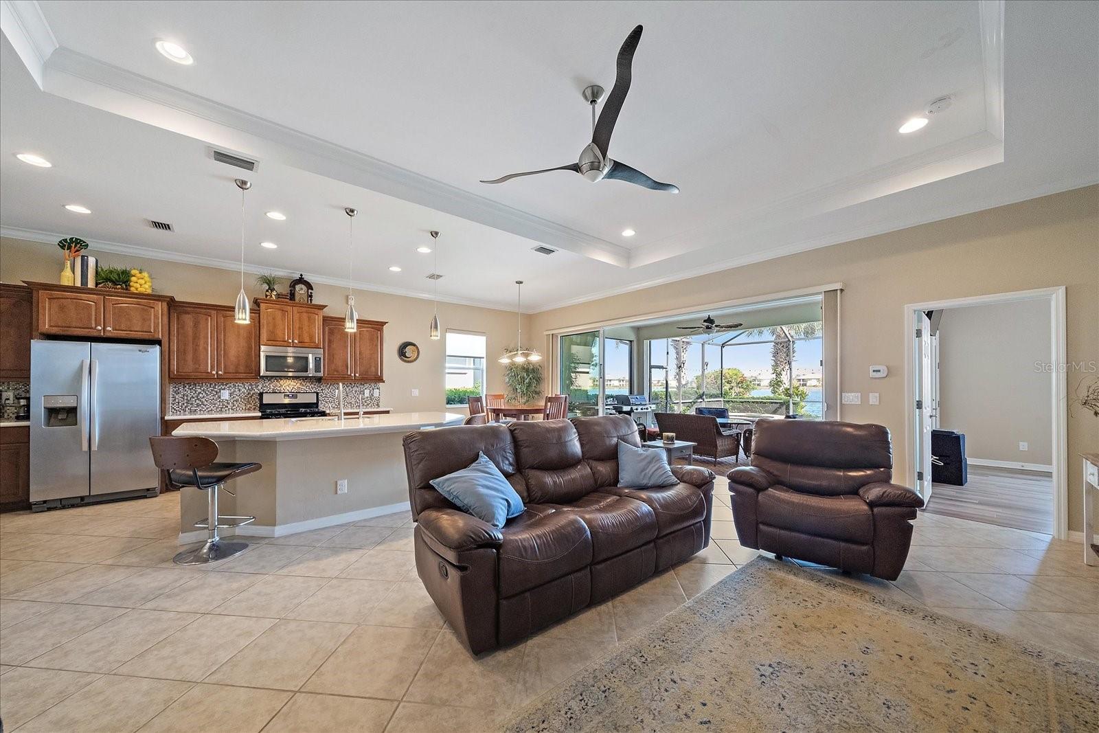 Image 20 of 54 For 5040 Lake Overlook Avenue