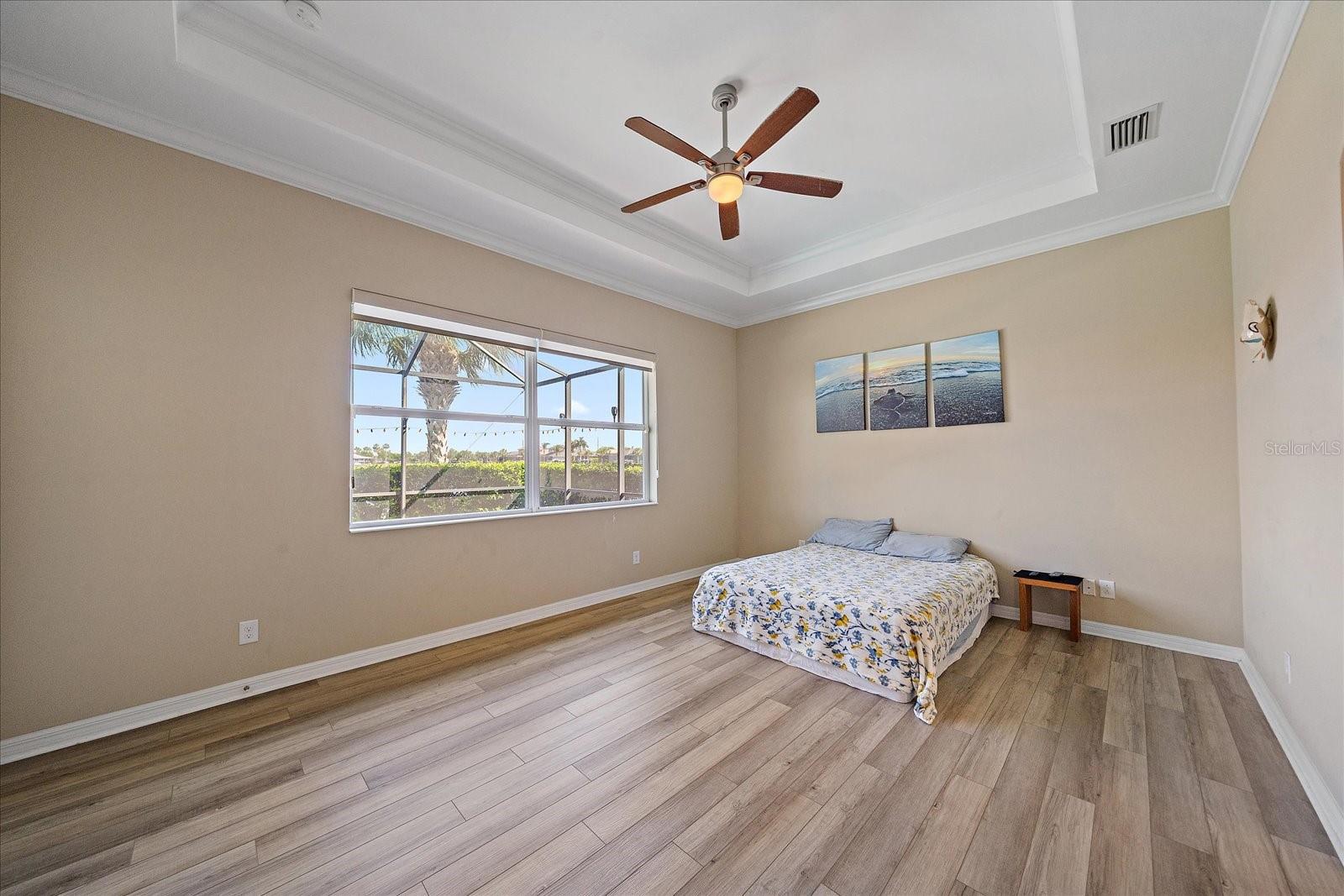 Image 22 of 54 For 5040 Lake Overlook Avenue