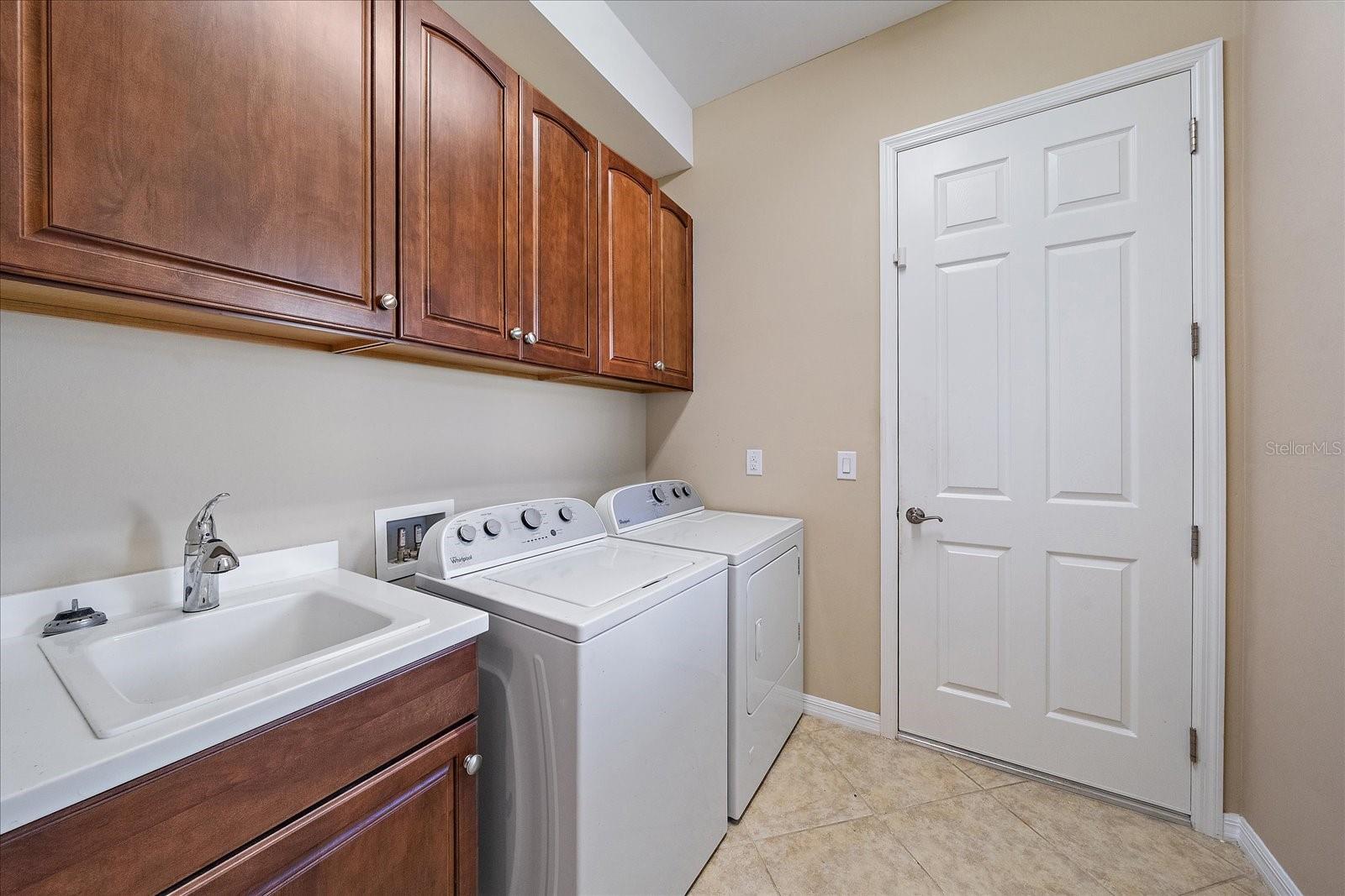 Image 33 of 54 For 5040 Lake Overlook Avenue