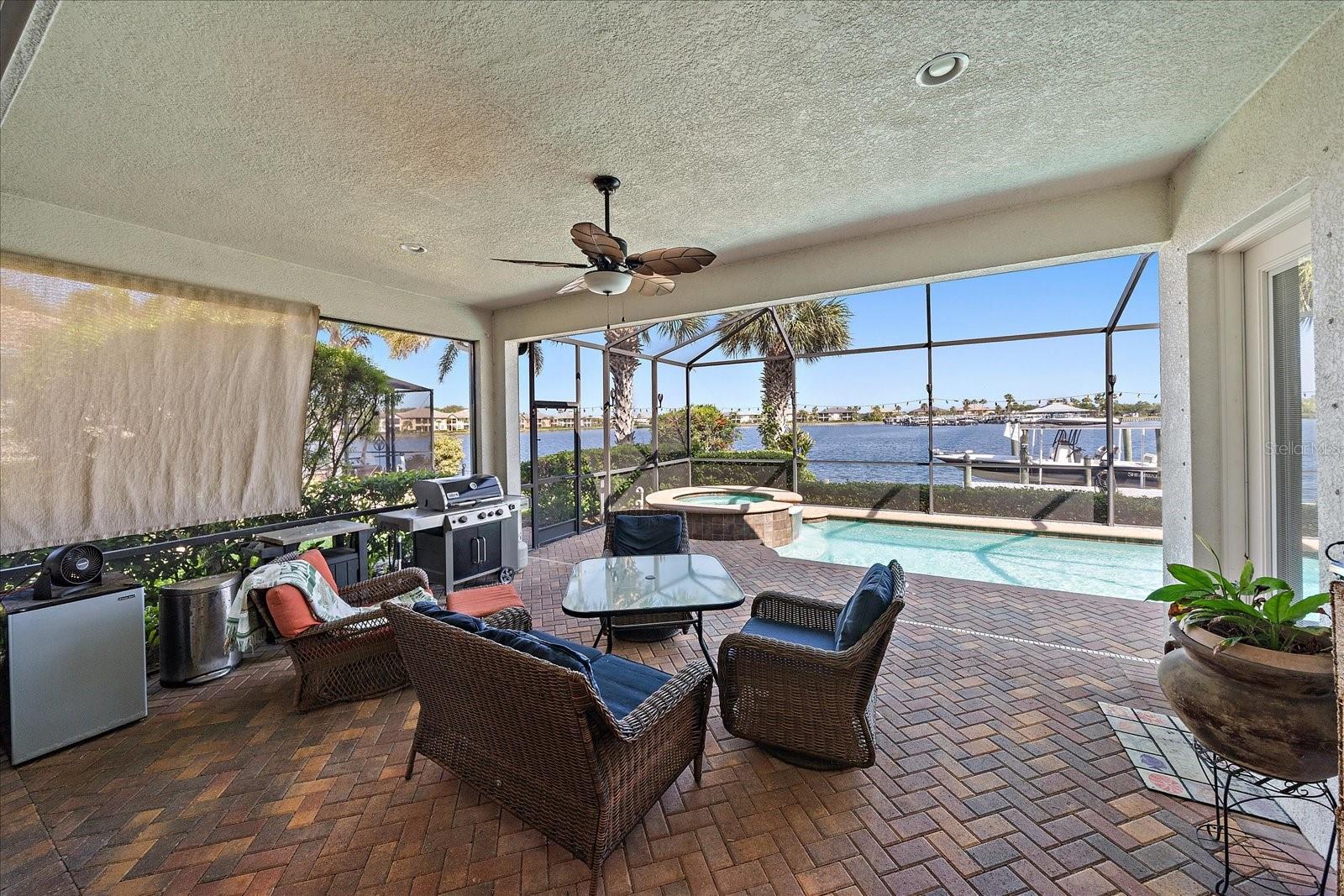 Image 35 of 54 For 5040 Lake Overlook Avenue