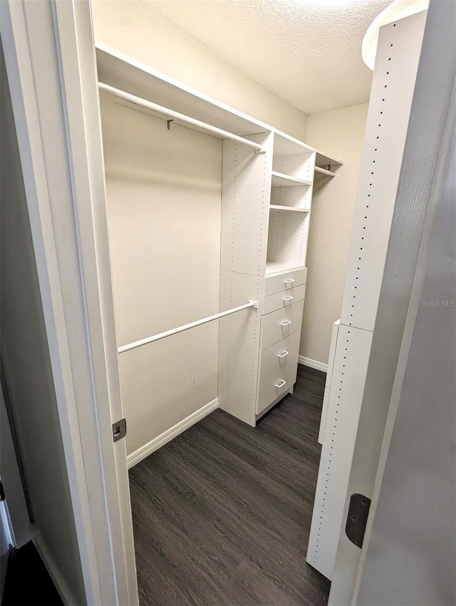 Image 10 of 25 For 4970 Reagen Way