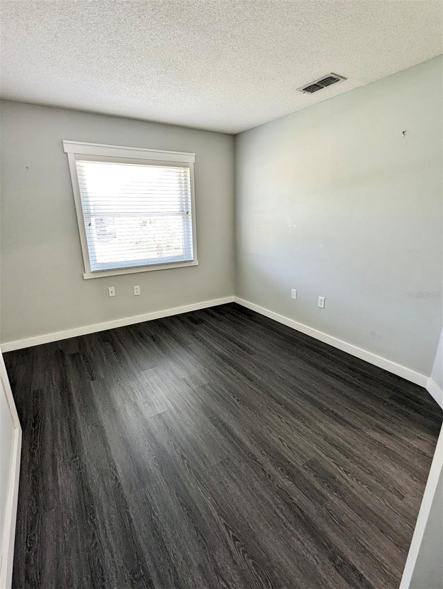 Image 15 of 25 For 4970 Reagen Way