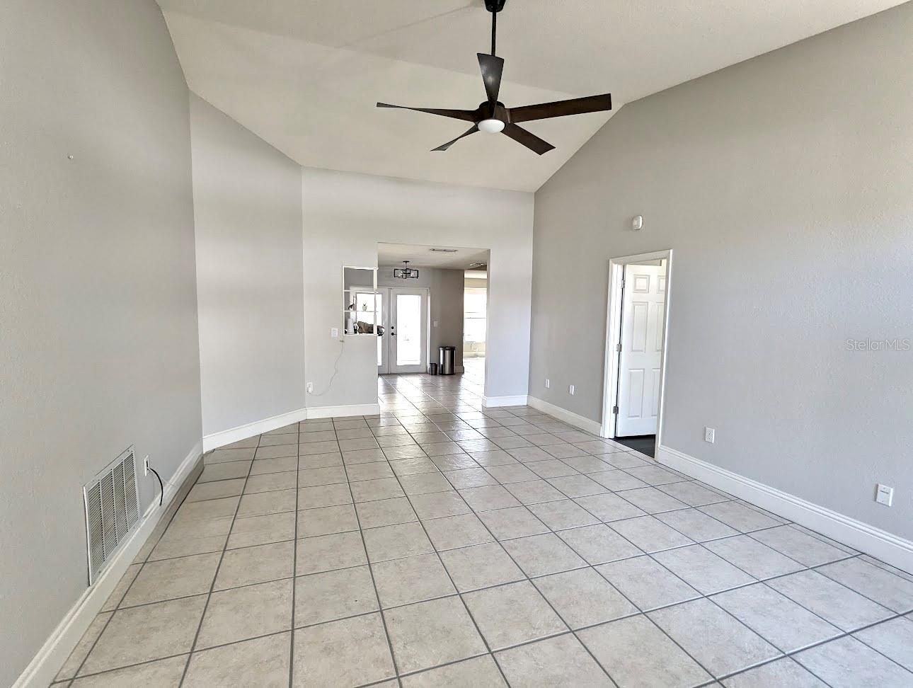 Image 4 of 25 For 4970 Reagen Way