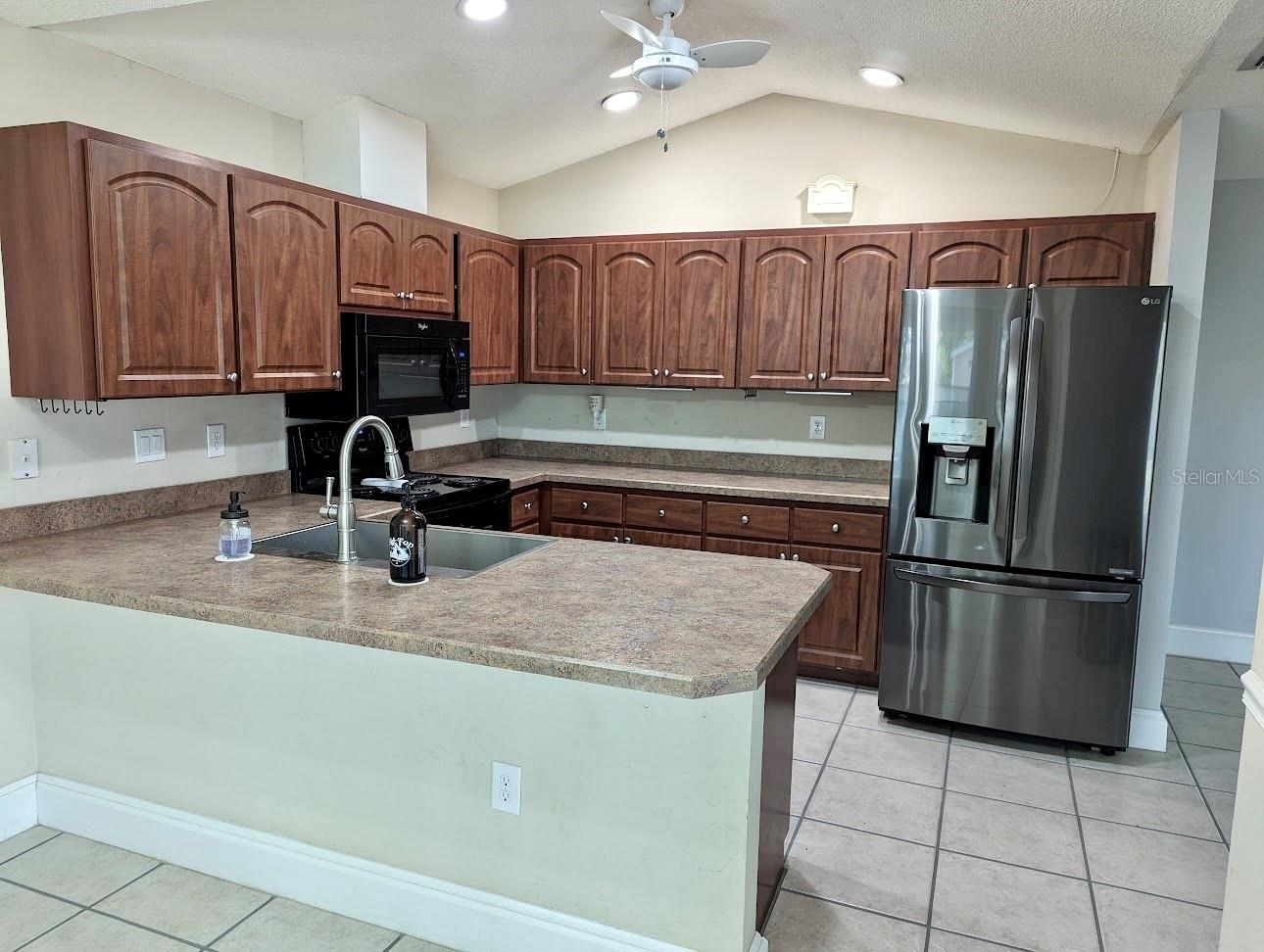 Image 7 of 25 For 4970 Reagen Way