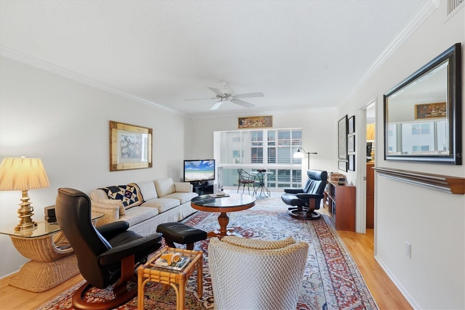 Image 12 of 100 For 220 Santa Maria Street 342