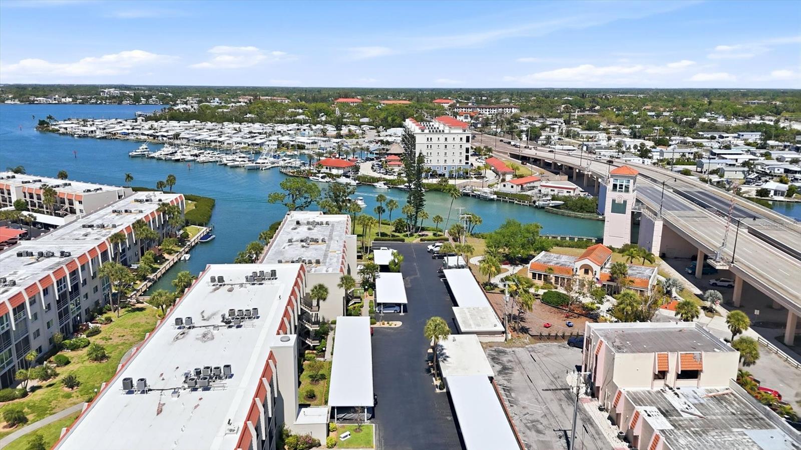 Image 29 of 100 For 220 Santa Maria Street 342