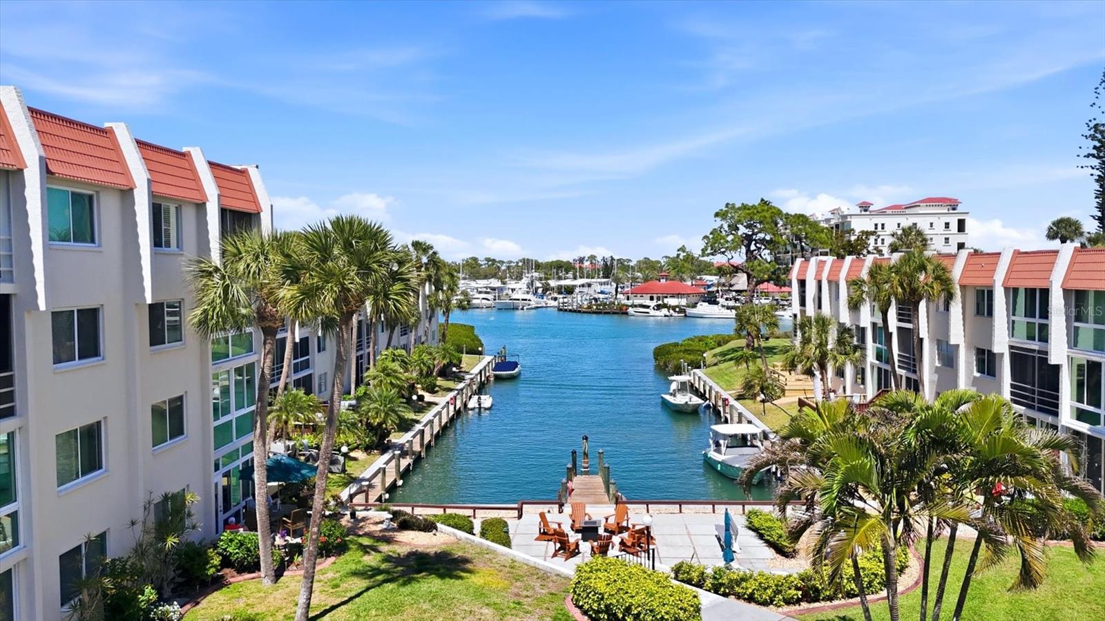 Image 34 of 100 For 220 Santa Maria Street 342