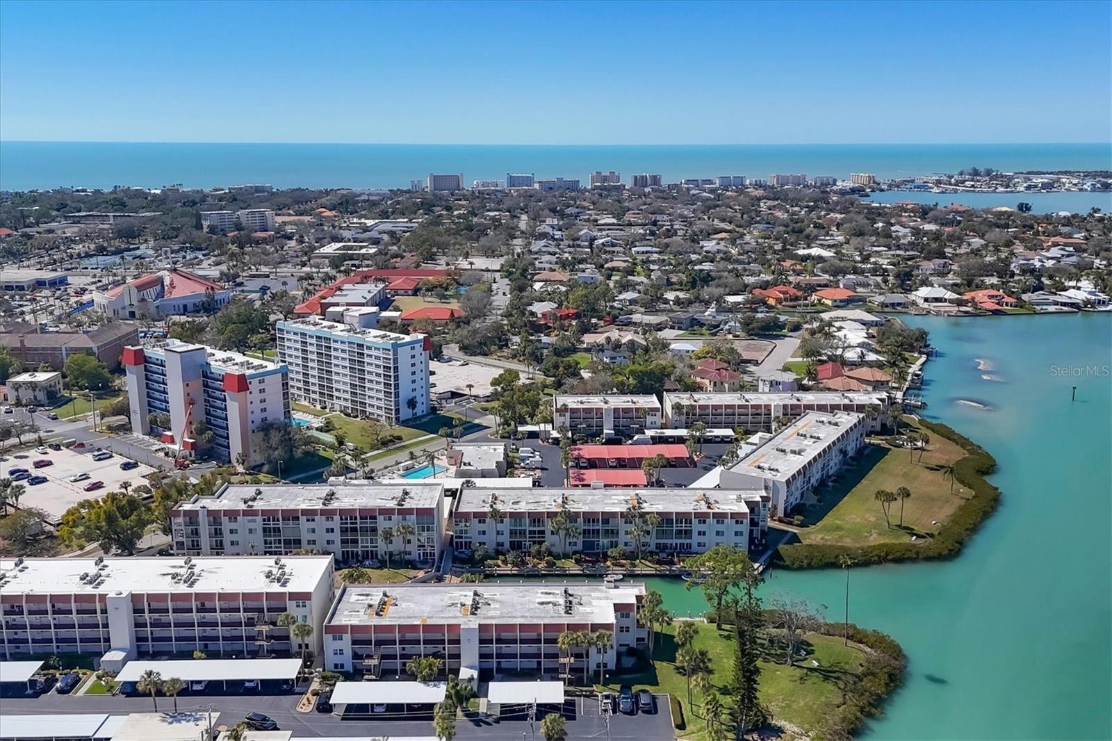 Image 38 of 100 For 220 Santa Maria Street 342